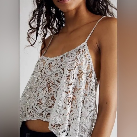 NWOT! FREE PEOPLE Best Idea Cropped Sequin Tank-Silver - Picture 2 of 8